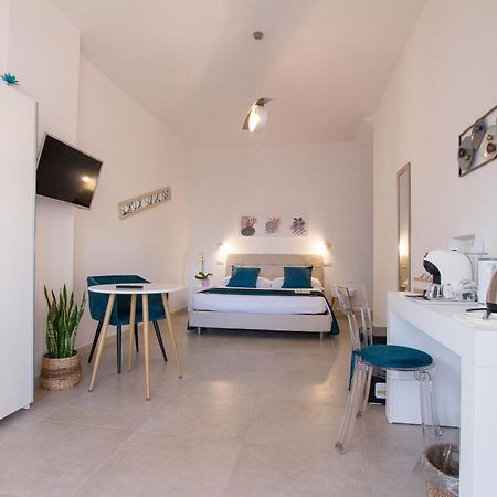 B&B Jolie Suite Villasimius Ngoại thất bức ảnh
