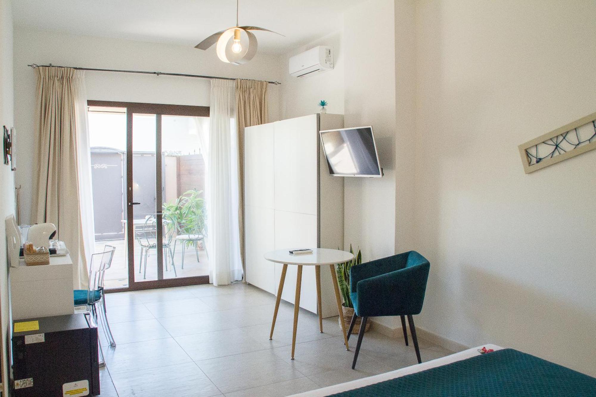 B&B Jolie Suite Villasimius Ngoại thất bức ảnh